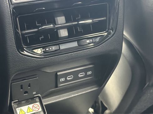 New 2026 Jeep Grand Cherokee Altitude image 29