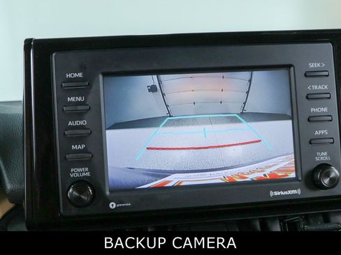 Used 2022 Toyota RAV4 LE AWD/4WD image 18