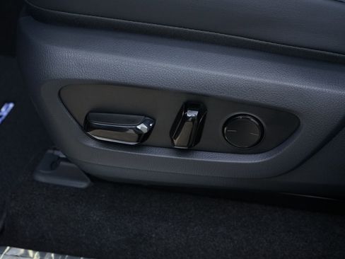 Used 2026 Lexus GX 550 w/ Cold Area Package image 26