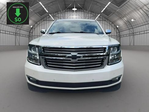Used 2015 Chevrolet Suburban LTZ RWD image 2