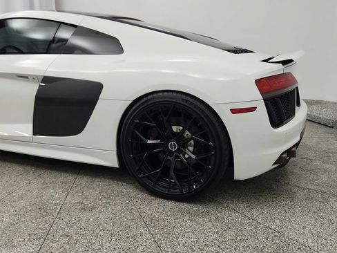 Used 2017 Audi R8 V10 AWD/4WD image 19