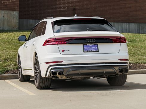 Used 2023 Audi SQ8 Prestige AWD/4WD image 5