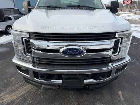 Used 2019 Ford F350 XLT w/ XLT Value Package image 9