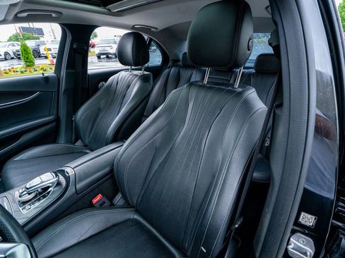 Used 2018 Mercedes-Benz E 300 image 30