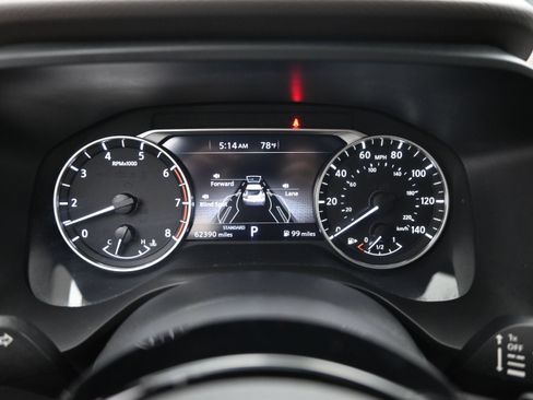 Used 2023 Nissan Rogue SV FWD image 13