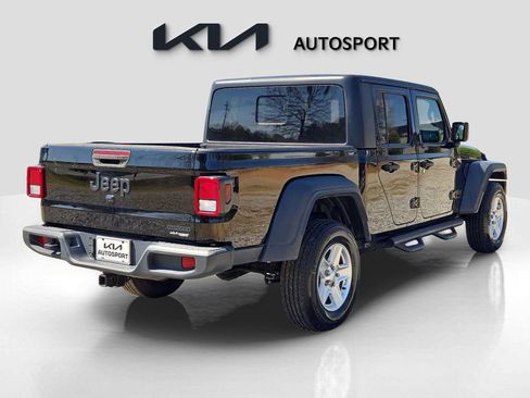 Used 2020 Jeep Gladiator Sport w/ Quick Order Package 24S image 8