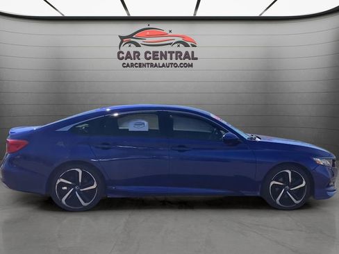 Used 2019 Honda Accord Sport image 6
