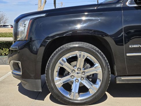 Used 2020 GMC Yukon Denali w/ Denali Ultimate Package image 11