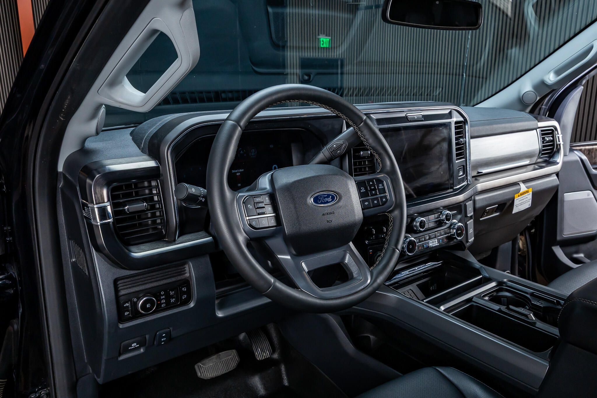 Used 2026 Ford F250 Lariat w/ Tremor Off-Road Package AWD/4WD image 14