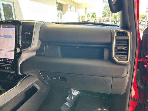 Used 2025 RAM 1500 Big Horn AWD/4WD image 23