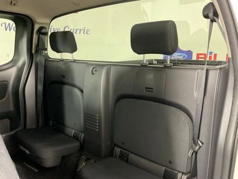Used 2024 Nissan Frontier S w/ S Utility Package image 15