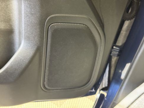 Used 2022 Chevrolet Silverado 1500 Custom w/ Safety Confidence Package image 16