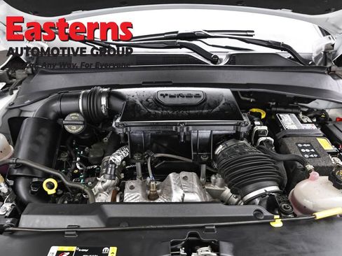 Used 2025 Jeep Compass Limited AWD/4WD image 7