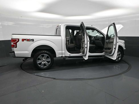 Used 2019 Ford F150 XLT w/ Equipment Group 302A Luxury AWD/4WD image 28