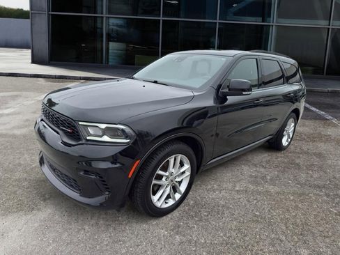 Used 2024 Dodge Durango GT image 3