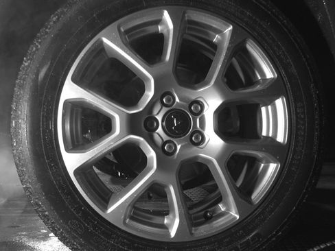 Used 2025 Jeep Compass Limited image 15