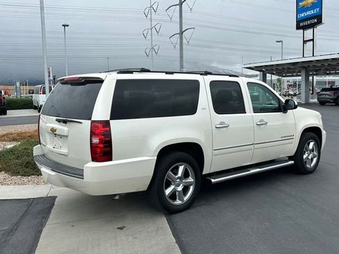 Used 2014 Chevrolet Suburban LTZ AWD/4WD image 25