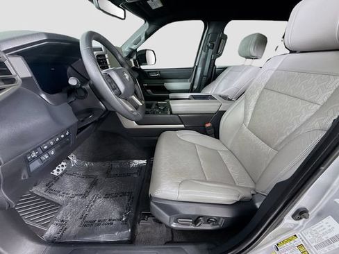 Used 2025 Toyota Tundra Limited w/ TRD Off-Road Package AWD/4WD image 20