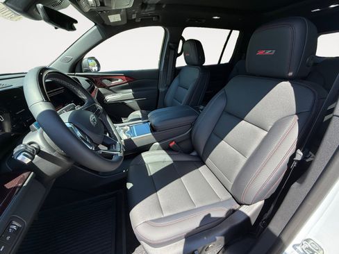 New 2026 Chevrolet Traverse Z71 w/ Enhanced Driving Package AWD/4WD image 10