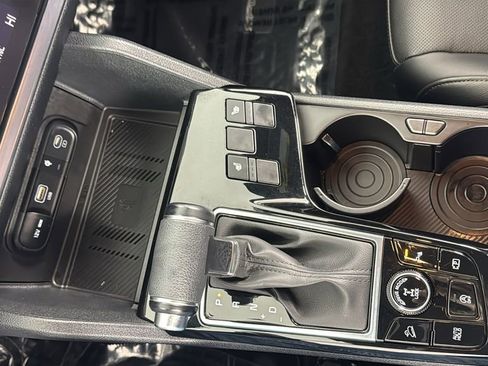 Used 2025 Kia Sportage X-Line image 28