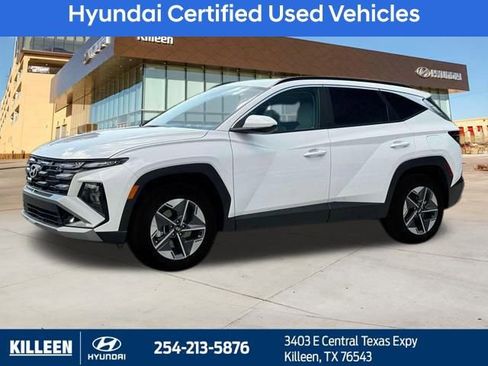 Used 2025 Hyundai Tucson SEL FWD image 2