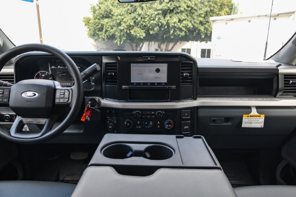 New 2026 Ford F550 4x4 Crew Cab Super Duty image 14