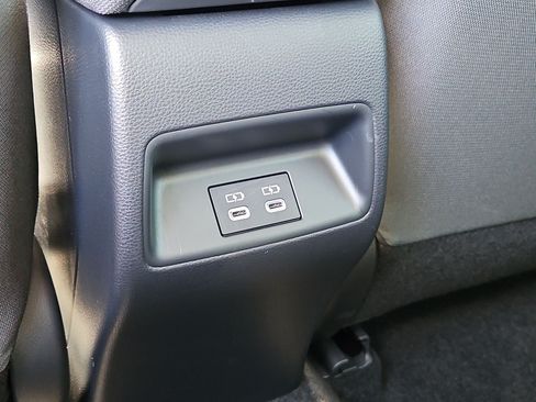 Used 2026 Toyota Corolla LE FWD image 22