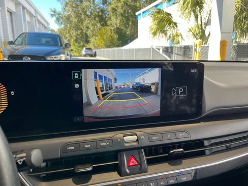 Used 2025 Kia K4 LXS image 17