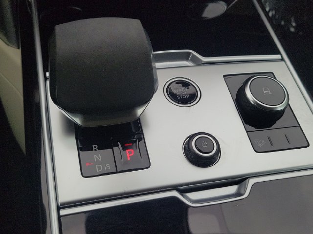 Used 2023 Land Rover Range Rover SE AWD/4WD image 30