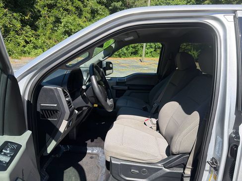 Used 2017 Ford F150 XLT w/ Equipment Group 301A Mid RWD image 21