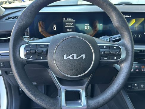 Used 2025 Kia K5 LXS image 17