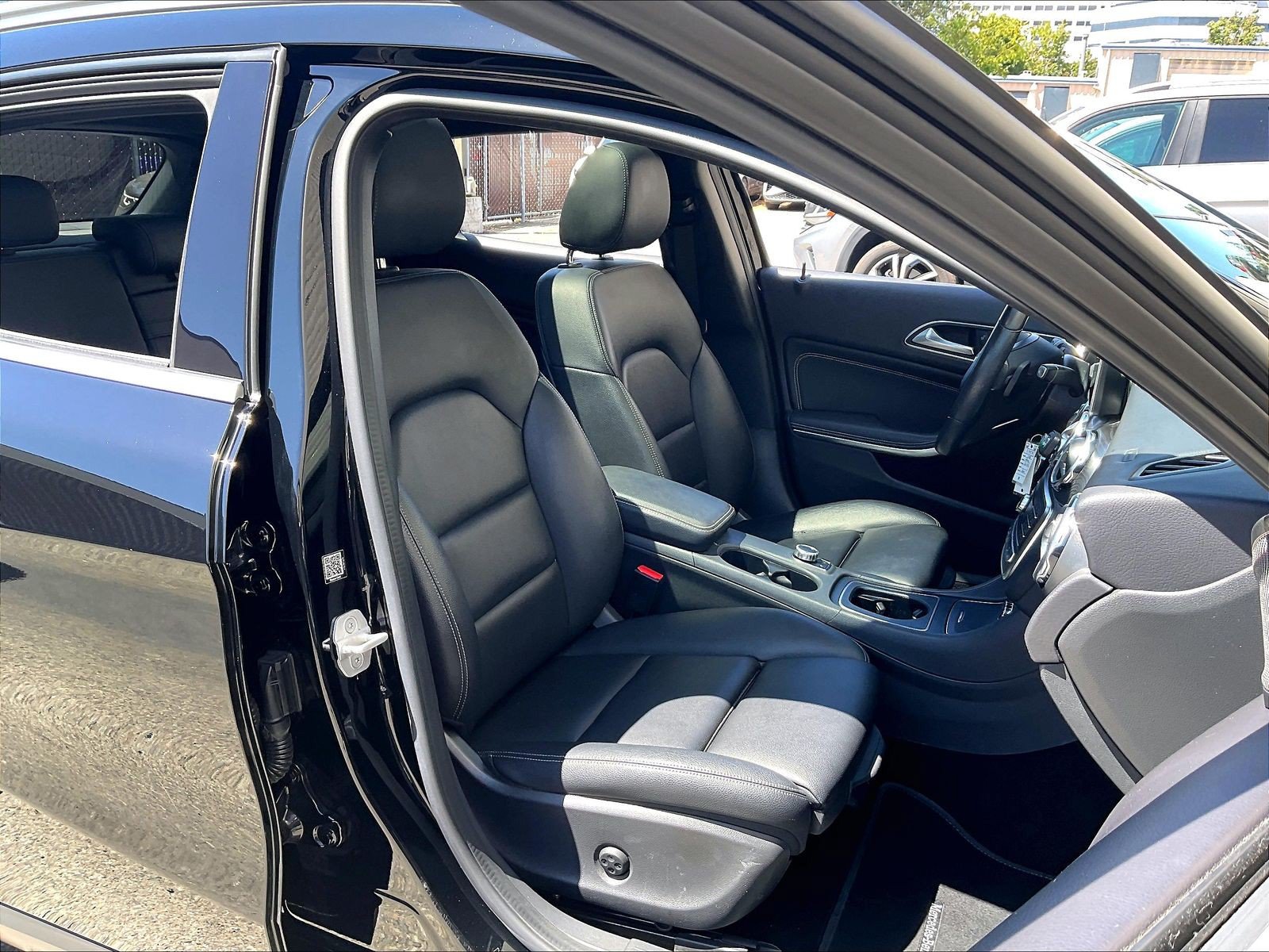 Used 2018 Mercedes-Benz GLA 250 4MATIC image 6