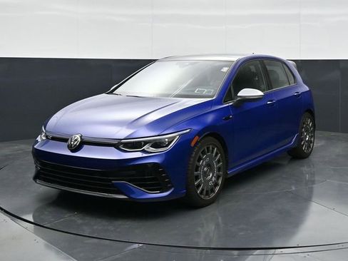 Used 2024 Volkswagen Golf R AWD/4WD image 5