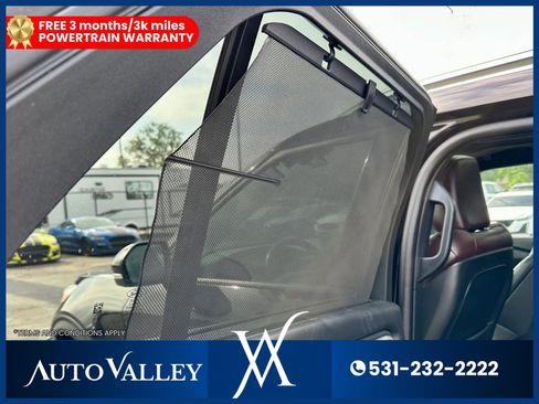 Used 2020 Ford Explorer Platinum w/ Premium Technology Package AWD/4WD image 24