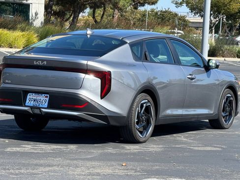 Used 2025 Kia K4 EX FWD image 4