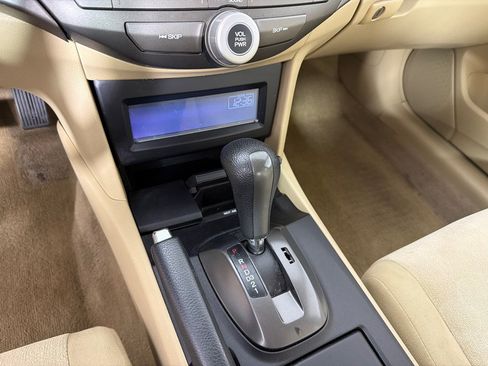 Used 2009 Honda Accord LX image 16
