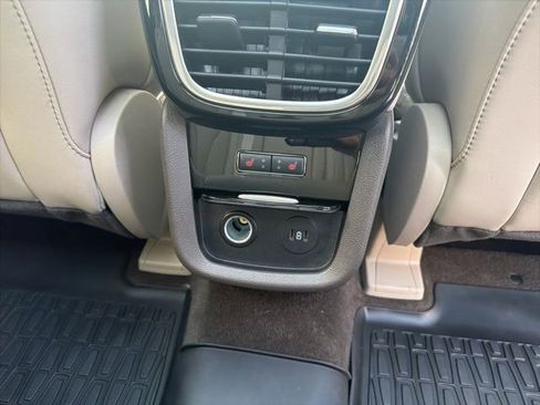 Used 2023 Lincoln Nautilus Reserve AWD/4WD image 20
