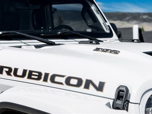 Used 2023 Jeep Wrangler Unlimited Rubicon 392 AWD/4WD image 12