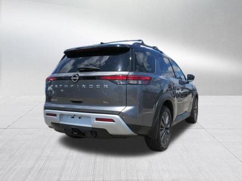 Used 2022 Nissan Pathfinder SL w/ SL Premium Package FWD image 7