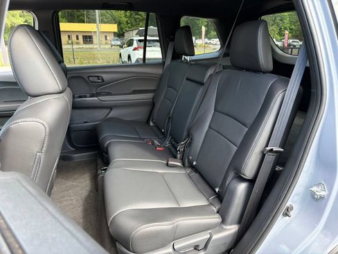 Used 2024 Honda Passport EX-L image 21