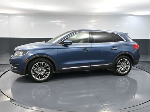 Used 2018 Lincoln MKX Reserve w/ Lincoln MKX Climate Package image 11