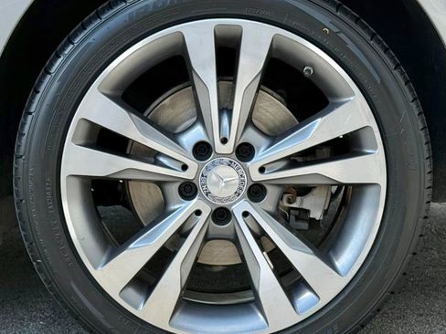 Used 2016 Mercedes-Benz C 300 4MATIC Sedan image 26