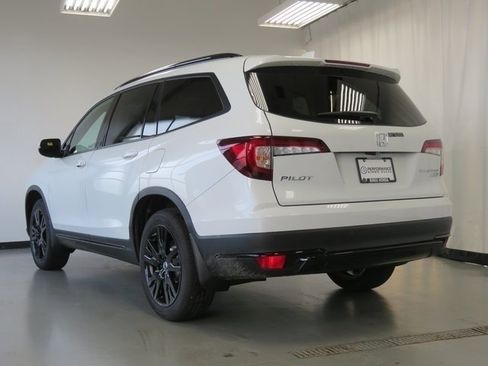 Used 2022 Honda Pilot Black Edition image 16