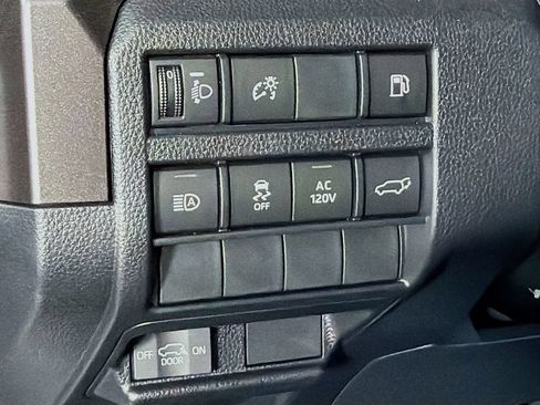 New 2026 Toyota 4Runner TRD Off-Road Premium AWD/4WD image 10