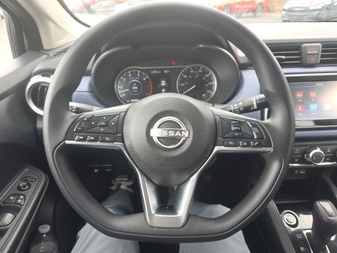 Used 2024 Nissan Versa SV image 16