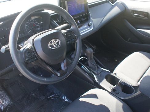 Used 2024 Toyota Corolla LE FWD image 12