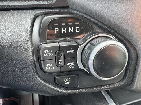 Used 2020 RAM 1500 Big Horn AWD/4WD image 17