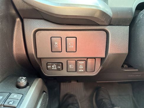 Used 2023 Toyota Tacoma Limited w/ Nightshade Package image 18