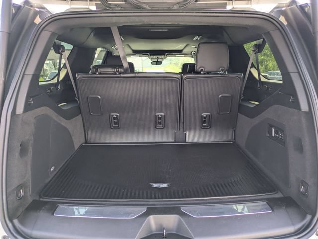 Used 2023 Cadillac Escalade ESV Premium Luxury w/ LPO, Floor Liner Package AWD/4WD image 35