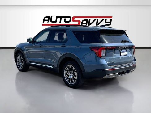 Used 2025 Ford Explorer Active w/ Active Comfort Package AWD/4WD image 5